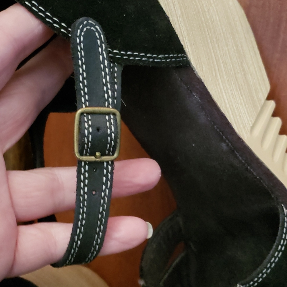 Wedges - Picture 6 of 8